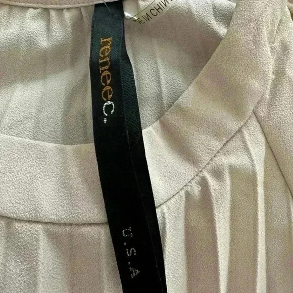 Beautiful flowy woman’s blouse - Picture 7 of 8